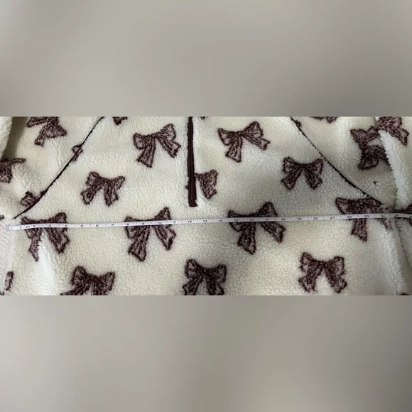 ✨NWT✨ Silver Jeans Co: Sherpa- Size 1X (pit to pit approx 24.5 inches) - Picture 4 of 9